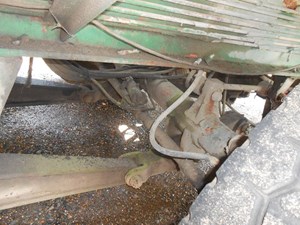 Used 9999 WILSON MOGUL42B Hood (Stock #82880)) Part Image