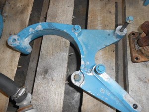 Used INTERNATIONAL Bracket Bracket Image