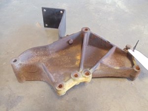 Used INTERNATIONAL Bracket Bracket Image