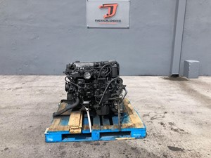 Used 2002 Isuzu 4HE1 Engine Assy (Stock #003831)) Part Image
