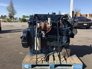 Used 2004 International DT466E Engine Assy (Stock #003299)) Part Image