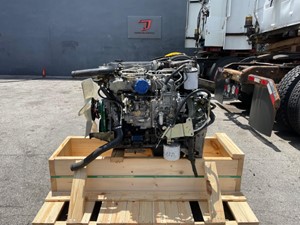 Used 2004 Isuzu 4HE1XS Engine Assy (Stock #005002)) Part Image
