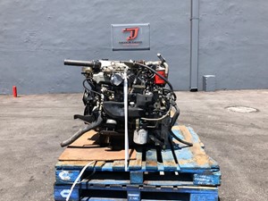 Used 2004 Isuzu 4HE1XS Engine Assy (Stock #003714)) Part Image