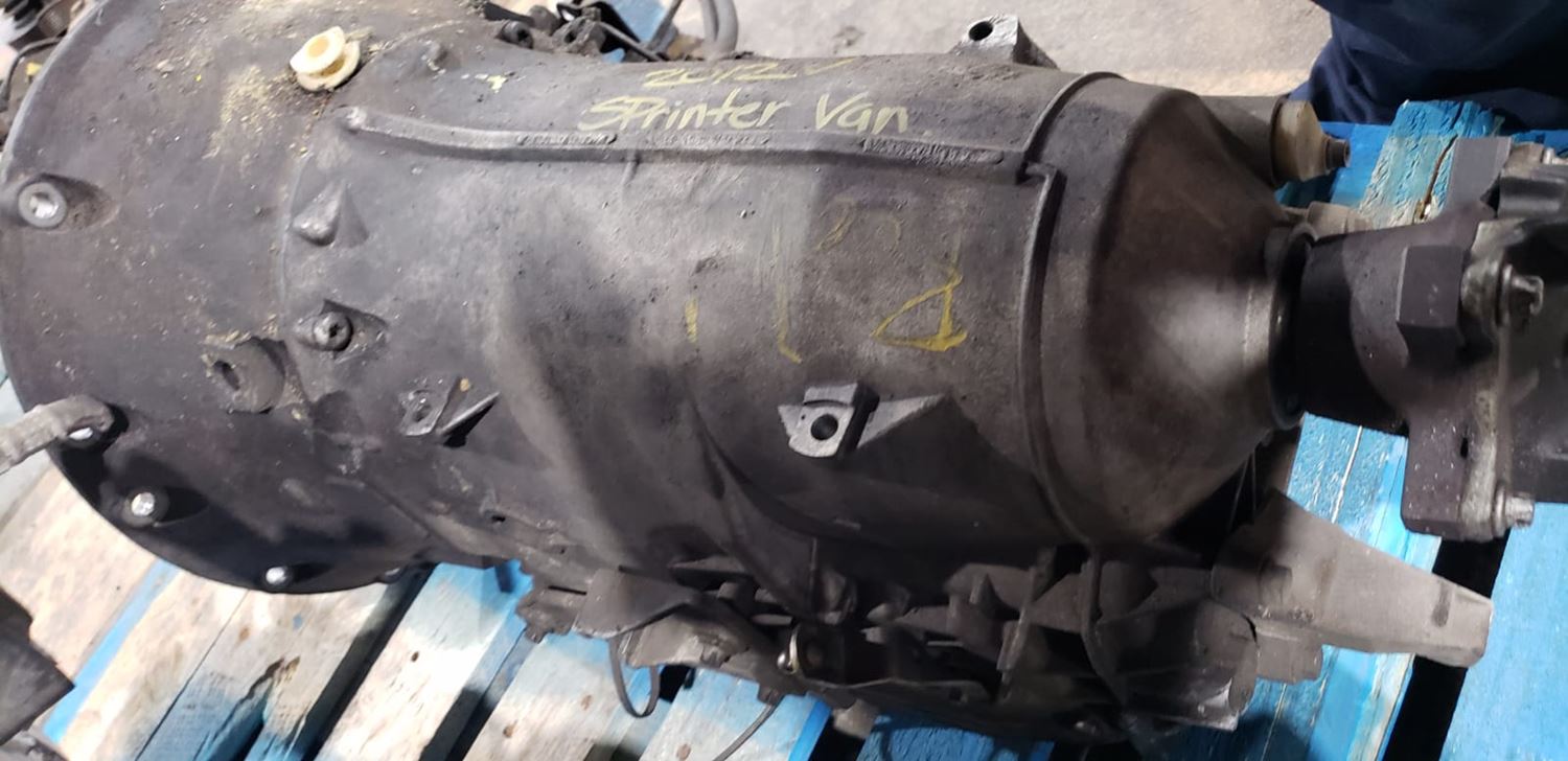 2011 Mercedes R 901 271 00 01 (Stock T1028) Transmission Assys TPI