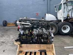 Used 2013 Detroit DD15 Engine Assy (Stock #005087)) Part Image