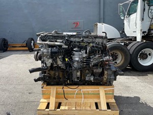 Used 2014 Detroit DD15 Engine Assy (Stock #005098)) Part Image