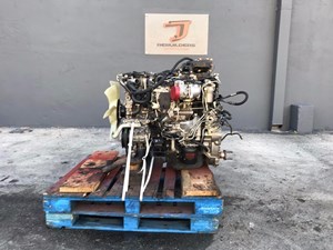 Used 2015 Isuzu 4HK1-TC Engine Assy Image