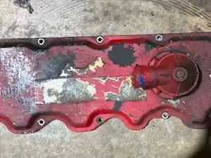 Used Caterpillar 3126 Valve Cover (Stock #V1052)) Part Image