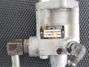Used Caterpillar C12 Steering Pump (Stock #SP1031)) Part Image