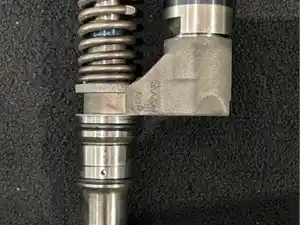 Core Caterpillar C12 Injector (Stock #INJ1120)) Part Image