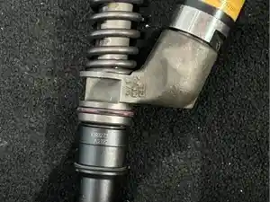 Core Caterpillar C15 Injector (Stock #INJ1183)) Part Image