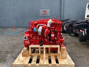 New Cummins B6.7 Engine Assy (Stock #004715)) Part Image