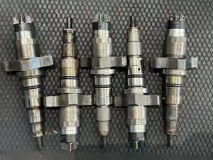 Used Cummins ISB 5.9 Injector (Stock #INJ1110)) Part Image