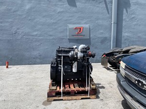 Used Cummins ISL Engine Assy (Stock #004663)) Part Image