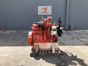 Used Cummins ISL Engine Assy (Stock #004060)) Part Image