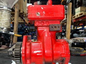 Used Cummins ISX15 Air Compressor (Stock #A1049)) Part Image