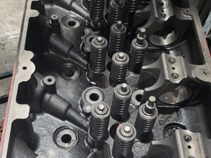 Used Cummins ISX15 Head Image