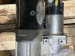 New Cummins Starter (Stock #S113)) Part Image