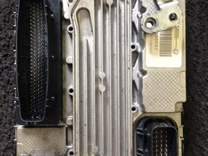 Used Detroit DD13 ECM Image