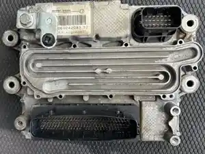 Used Detroit DD13 ECM (Stock #E3272)) Part Image