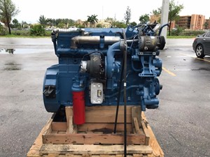 Used International DT466E Engine Assy (Stock #003352)) Part Image