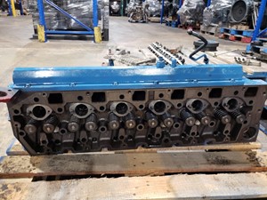 Used International DT466E Head (Stock #CH1014)) Part Image