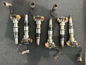 Used International DT466E Injector (Stock #INJ1116)) Part Image
