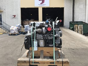 New International MAXXFORCE DT Engine Assy (Stock #003461)) Part Image
