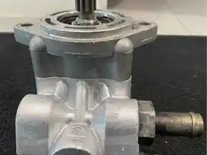 Used International Steering Pump (Stock #SP1073)) Part Image