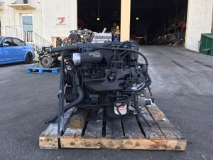 Used Isuzu 4HE1XS Engine Assy (Stock #003116)) Part Image