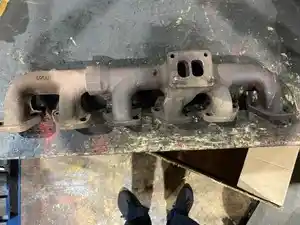 Used Isuzu 6HK1 Exhaust Manifold (Stock #I1035)) Part Image