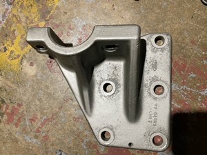 Used Engine Mount (Stock #EB1161)) Part Image