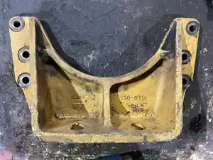 Used Engine Mount (Stock #EB1184)) Part Image