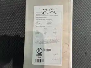 New Cummins Oil Cooler (Stock #OC1042)) Part Image