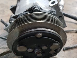 Used A/C Compressor Image