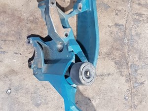 Used Engine Mount Image