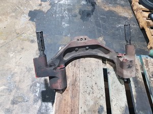 Used Engine Mount (Stock #EB1048)) Part Image