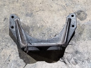 Used Engine Mount (Stock #EB1073)) Part Image