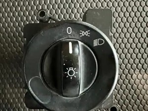 Used Freightliner Cascadia Combination Switch (Stock #S1050)) Part Image