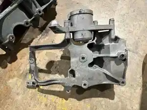 Used Bracket Image