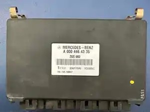 Used 2004 Freightliner M-2 Dash Control Module (Stock #E3846)) Part Image