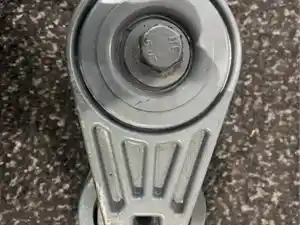 Used Belt Tensioner (Stock #P1039)) Part Image