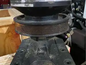 Used Cummins ISC Fan Clutch/Hub (Stock #FC2343)) Part Image