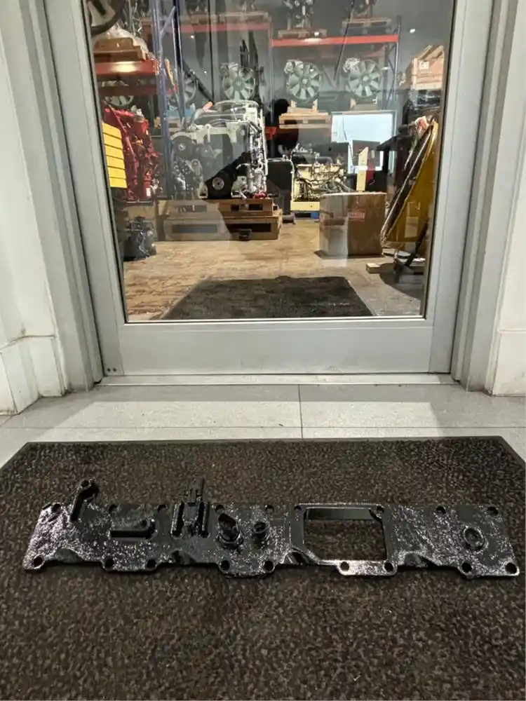 Used Cummins ISC Intake Manifold for sale | Hialeah Florida United ...