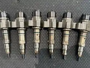 Used Cummins ISL Injector (Stock #INJ1140)) Part Image