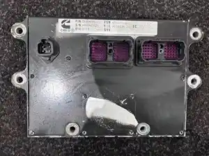 Used Cummins ISM ECM (Stock #E4439)) Part Image