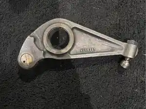 Used Cummins ISX15 Rocker Arm (Stock #R1095)) Part Image