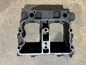 Used Cummins N14 Rocker Arm (Stock #R1015)) Part Image