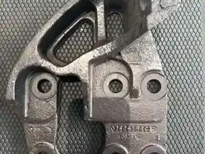 Used Engine Mount (Stock #EB1211)) Part Image