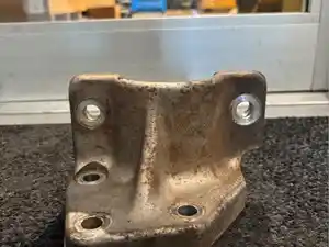 Used Engine Mount (Stock #EB1441)) Part Image